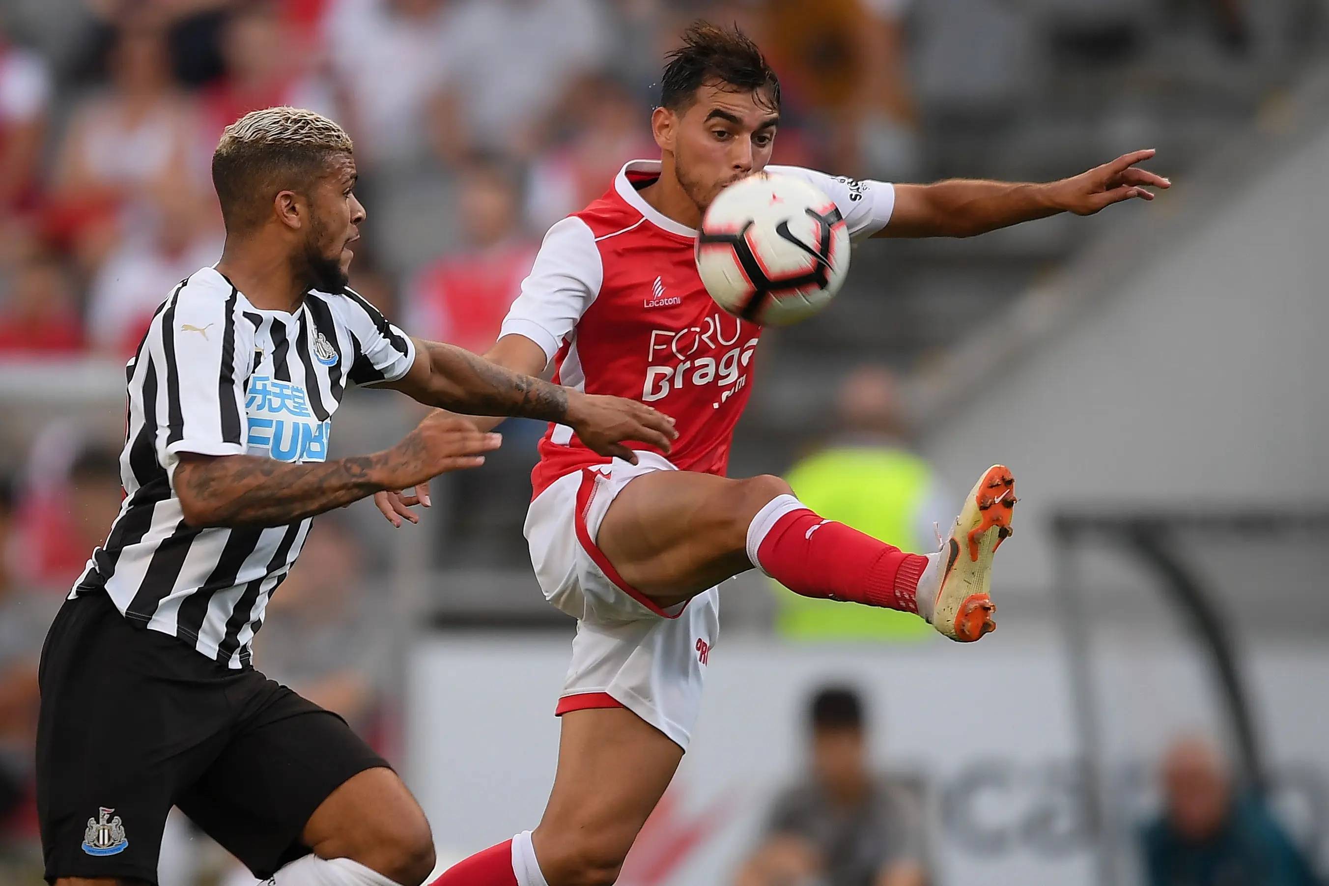 葡超赛程吃紧;斯图加特冲刺阶段外线爆发;引发热议;身体对抗强度拉满(葡超和五大联赛差距) 葡超赛程吃紧;斯图加特冲刺阶段外线爆发;引发热议;身体对抗强度拉满(葡超和五大联赛差距)