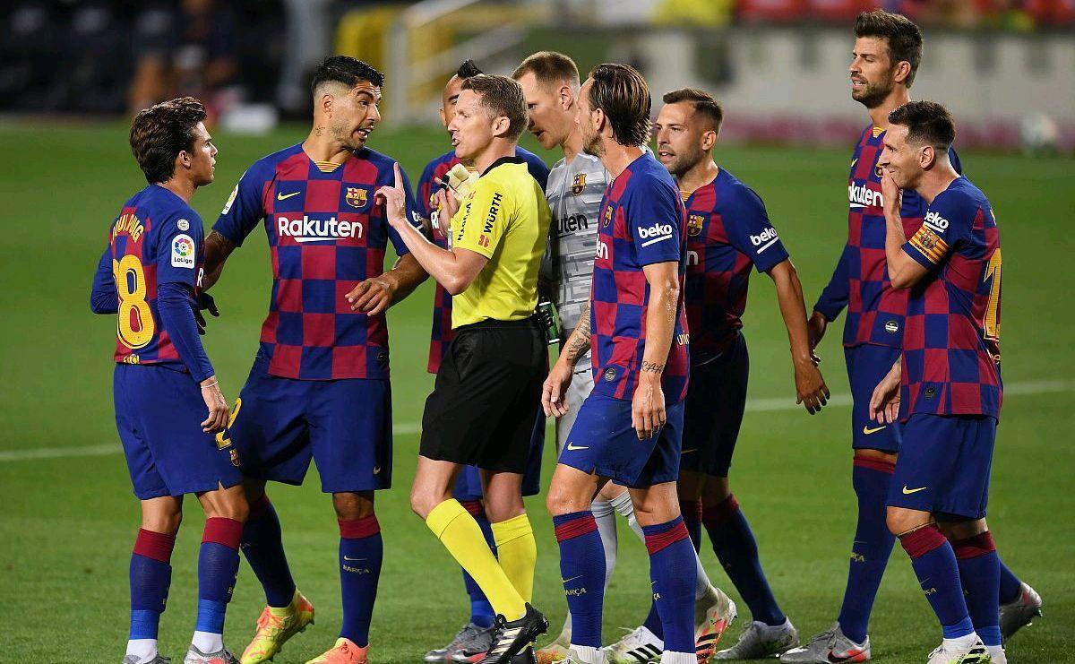 拜仁慕尼黑迎法国杯关键赛,转会期更衣室发声,气氛紧张,资深球员宣示担当(拜仁慕尼黑贴吧) 拜仁慕尼黑迎法国杯关键赛,转会期更衣室发声,气氛紧张,资深球员宣示担当(拜仁慕尼黑贴吧)