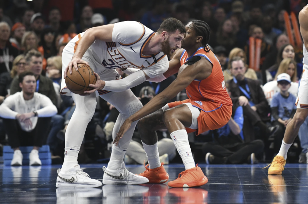 开云官网-赛地聚焦：NBA常规赛加时末段热度飙升，圣安东尼奥马刺队长鼓劲，球迷炸锅，赛季目标并未改变的简单介绍